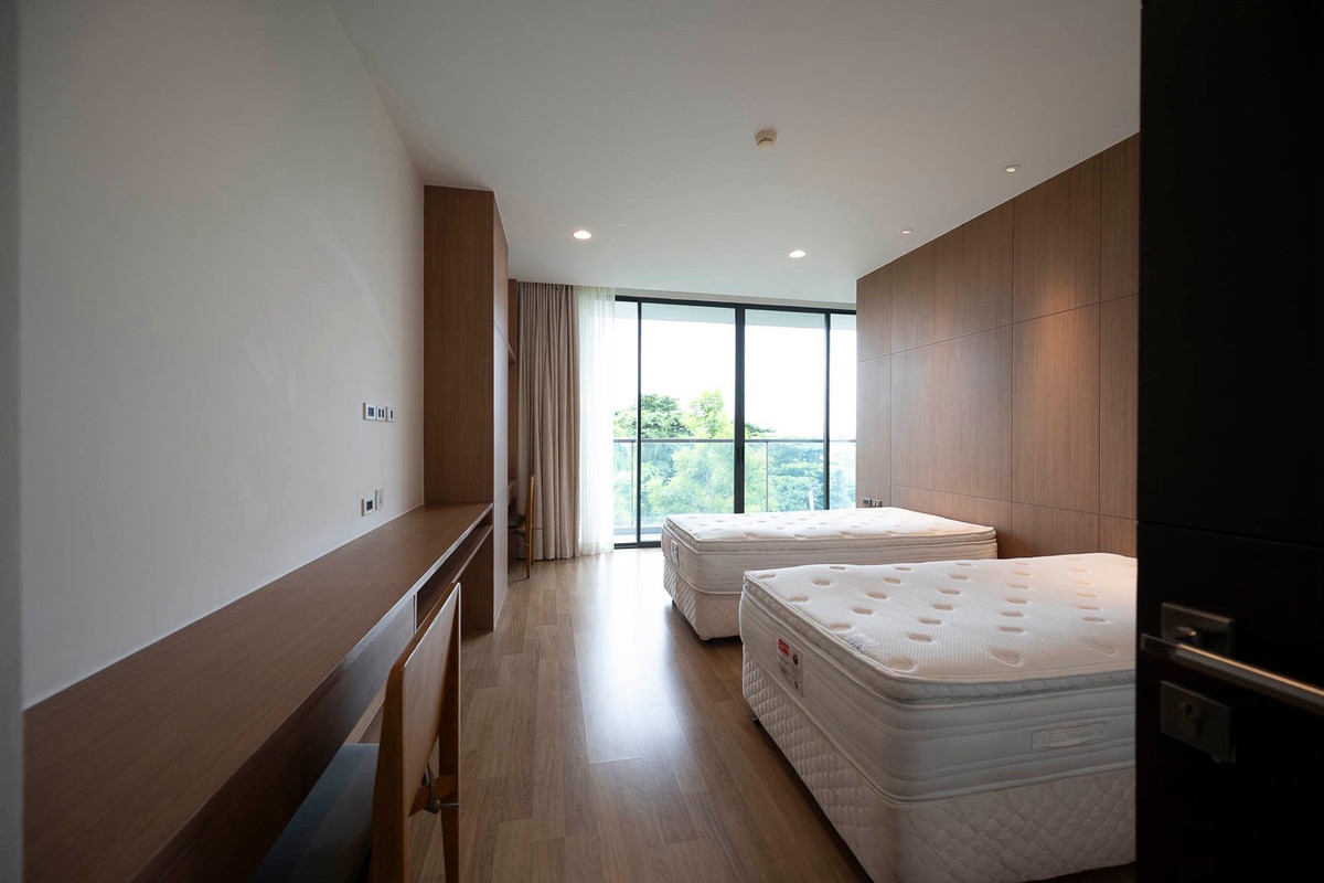 For SaleCondoOnnut, Udomsuk : Park Court Sukhumvit 77 / Pet-Friendly Spacious waterside in Onnut area. / 3 bed 285 sq.m.Tel. 0937890899