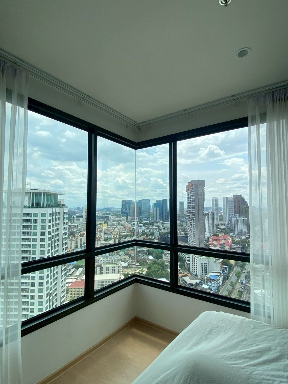 For SaleCondoLadprao, Central Ladprao : Urgent Sale 🔥 MARU LADPRAO 15 🔥 Pet Friendly 2 Bedroom Apartment, Fully Furnished and Equipped with Appliances.