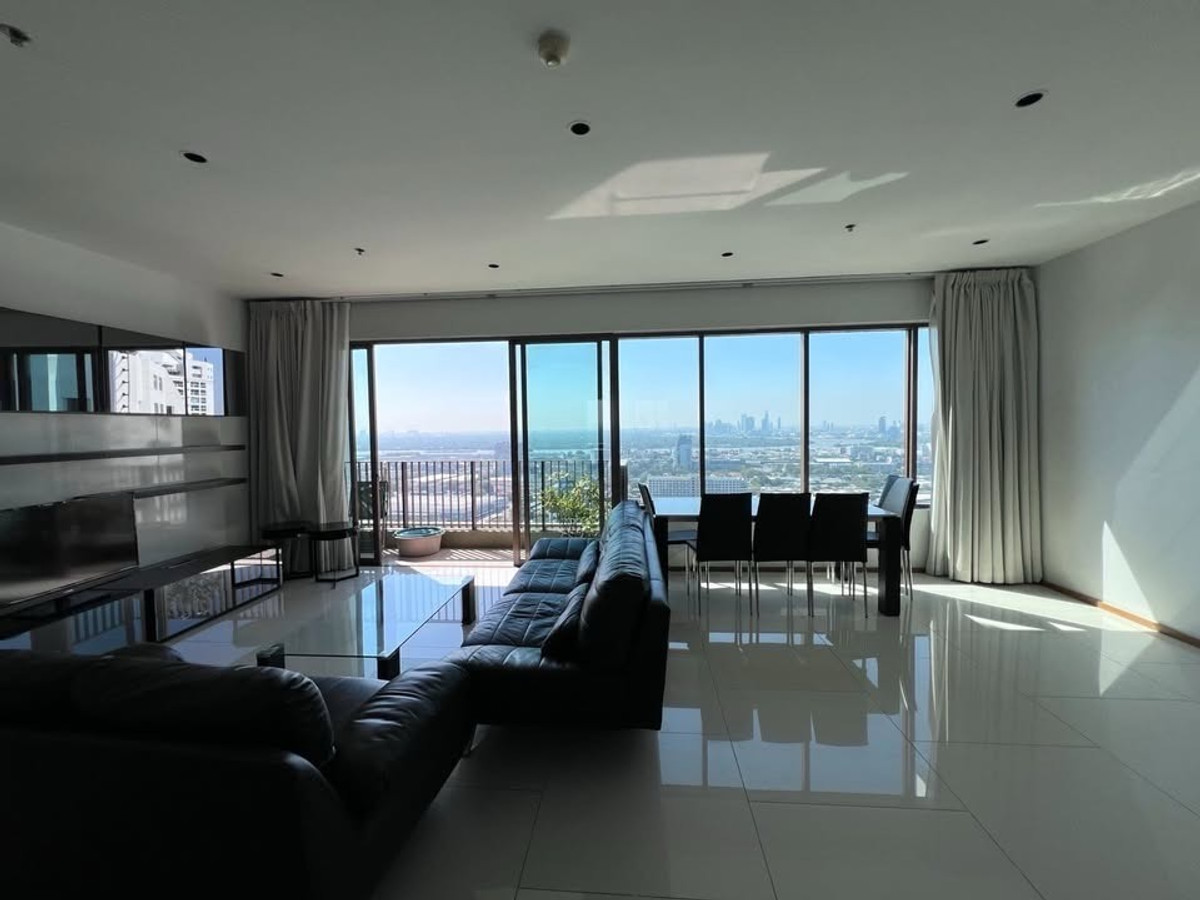 ให้เช่าคอนโดสุขุมวิท อโศก ทองหล่อ : The Emporio place 3b3b 161sqm 110k