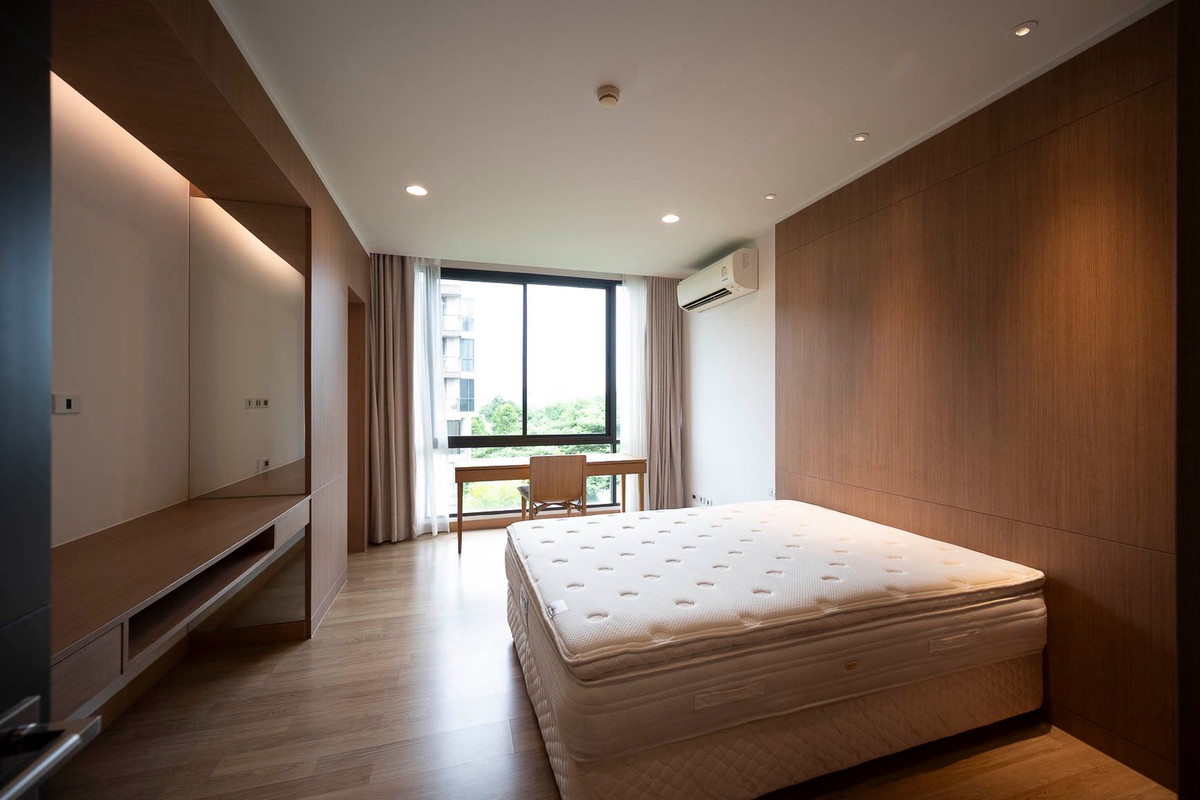 For SaleCondoOnnut, Udomsuk : Park Court Sukhumvit 77 / Pet-Friendly Spacious waterside in Onnut area. / 3 bed 285 sq.m.Tel. 0937890899