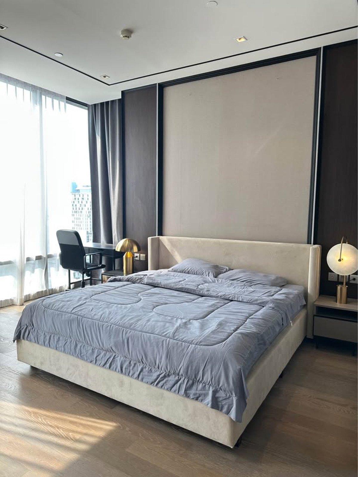 ให้เช่าคอนโดสีลม ศาลาแดง บางรัก : ให้เช่า Ashton Silom ราคา 30,000 บาท [JZr260203]