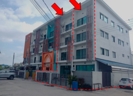For SaleShop HousePattanakan, Srinakarin : Commercial building, Upper On Nut, Phatthanakan Road, potential location near community areas.