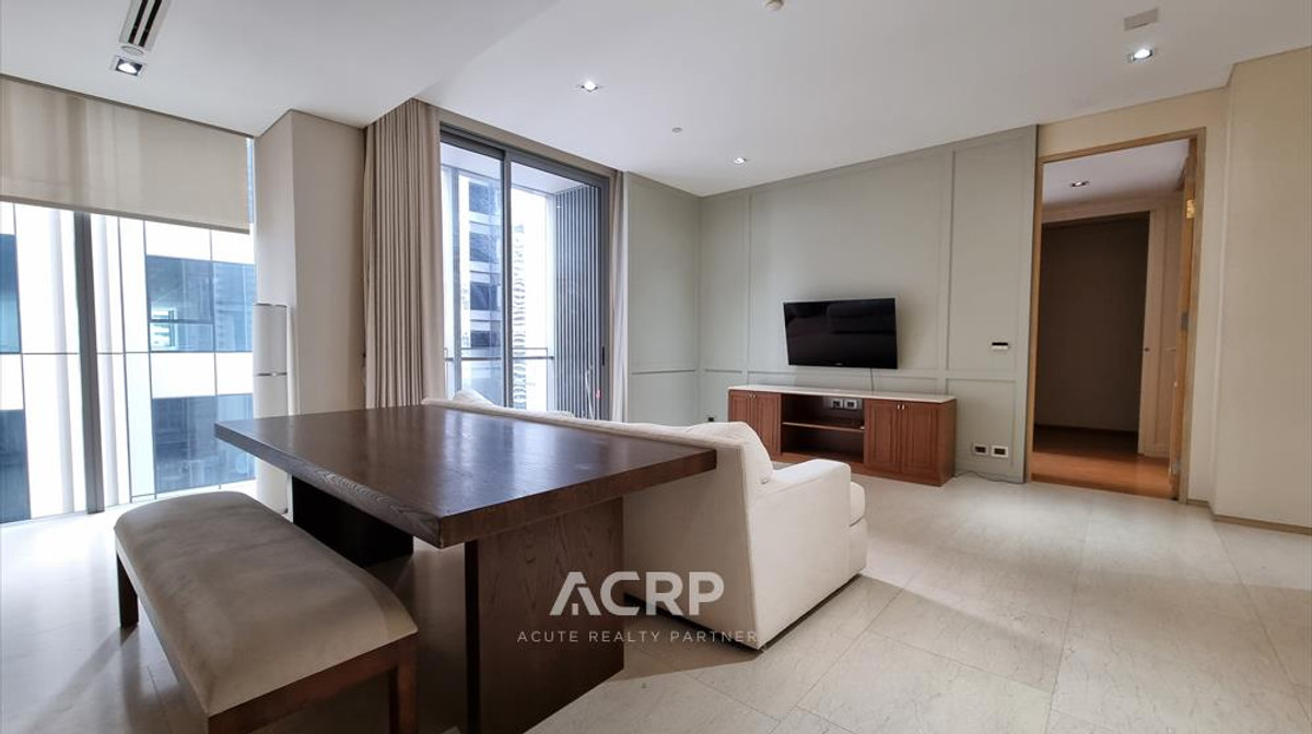 ขายคอนโดสีลม ศาลาแดง บางรัก : ขายพร้อมผู้เช่า คอนโดมิเนียม ศาลาแดง เรสซิเด้นซ์ คอนโดใจกลางย่านธุรกิจ 2 ห้องนอน