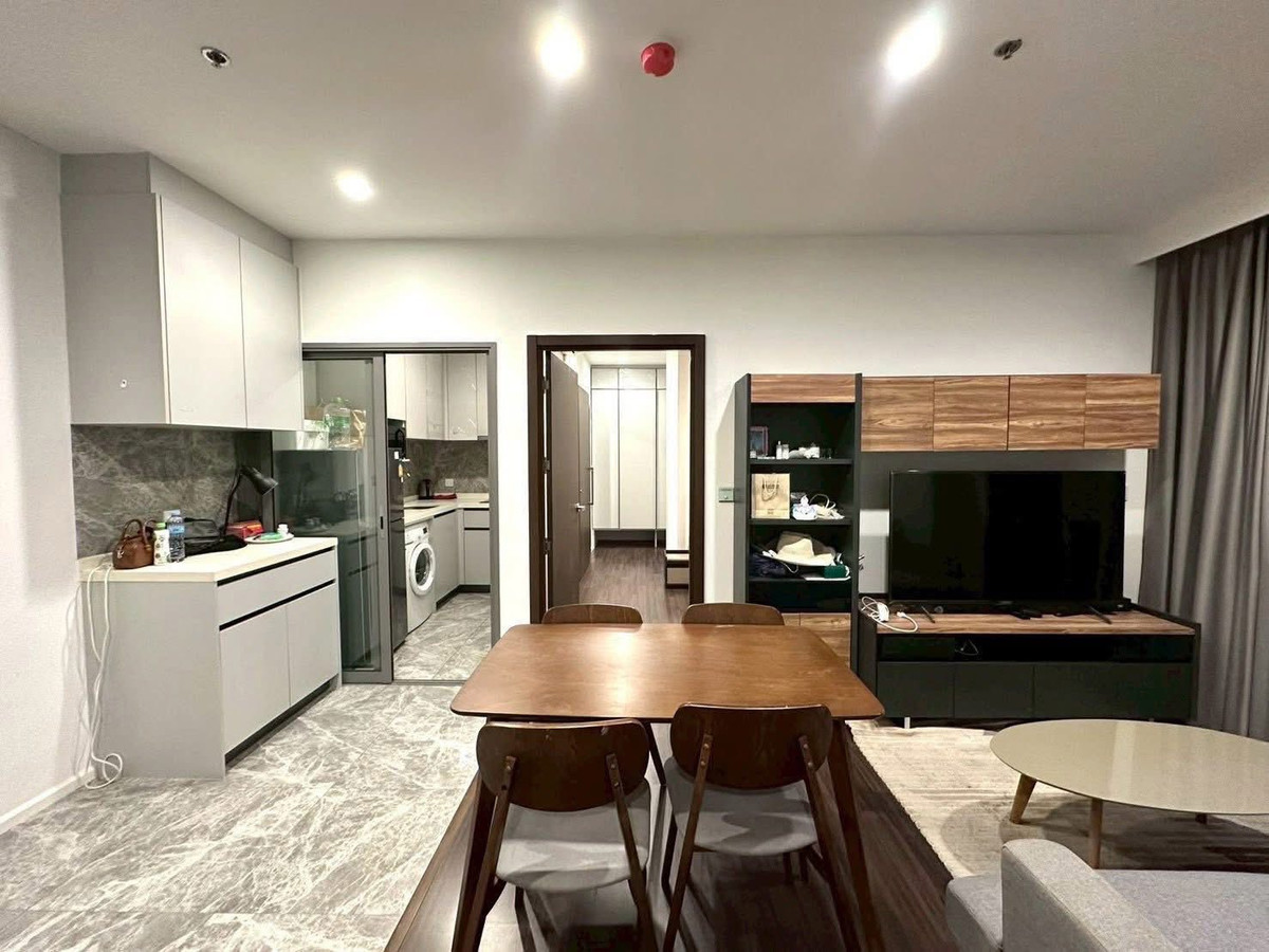 For SaleCondoOnnut, Udomsuk : Urgent Sale 📍 Whizdom Inspire Sukhumvit 📍 2 Bedrooms, 2 Bathrooms, Fully Furnished and Equipped with Appliances.