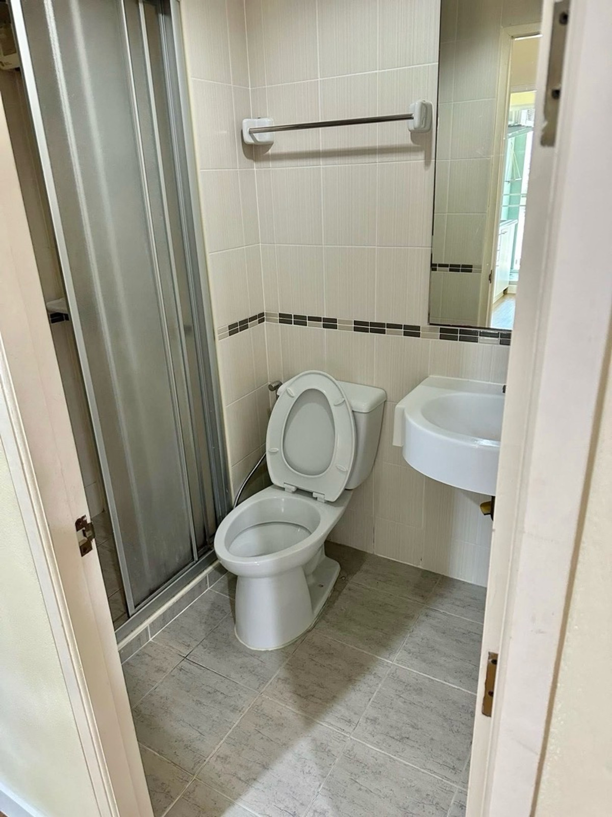 ให้เช่าคอนโดนวมินทร์ รามอินทรา : 📍 โครงการ : ลุมพินี วิลล์ รามอินทรา - หลักสี่
🚝 ใกล้ : MRT สายสีชมพู สถานีรามอินทรา 3 🩷
💵 ราคาเช่า : 9,200 บาท / เดือน