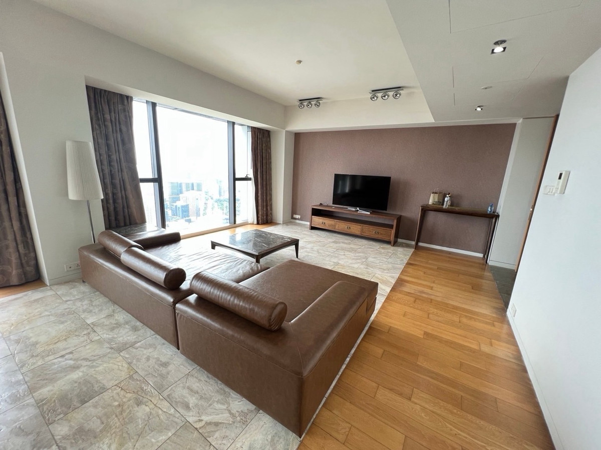 For RentCondoSathorn, Narathiwat : The Met 3b3b 192sqm 120k