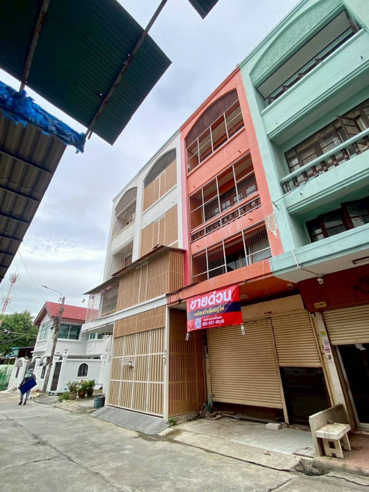 ขายทาวน์โฮมนวมินทร์ รามอินทรา :  CS033 🌟🏬 ขายด่วย ตึกแถว 4 ชั้น ทำเลดี ใกล้ตลาด/ห้าง เหมาะทำธุรกิจ