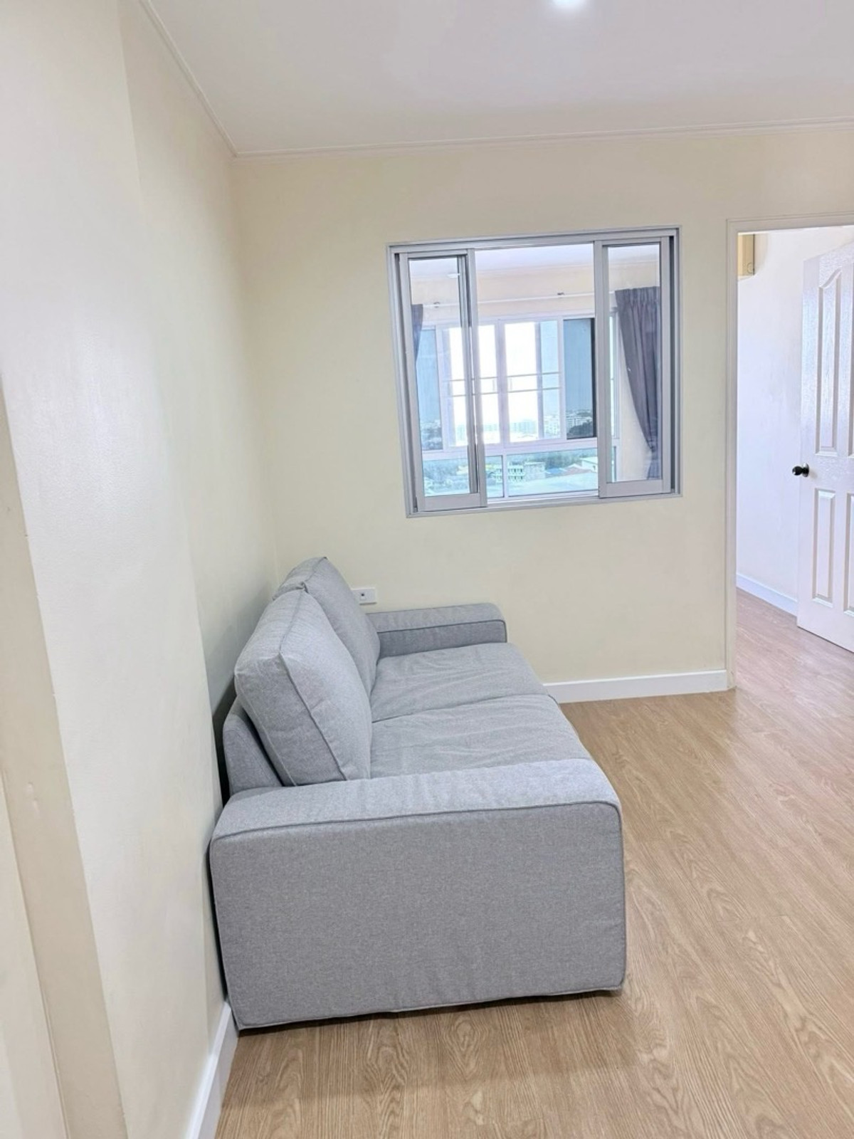 For RentCondoNawamin, Ramindra : Rental price: 9,200 baht / month