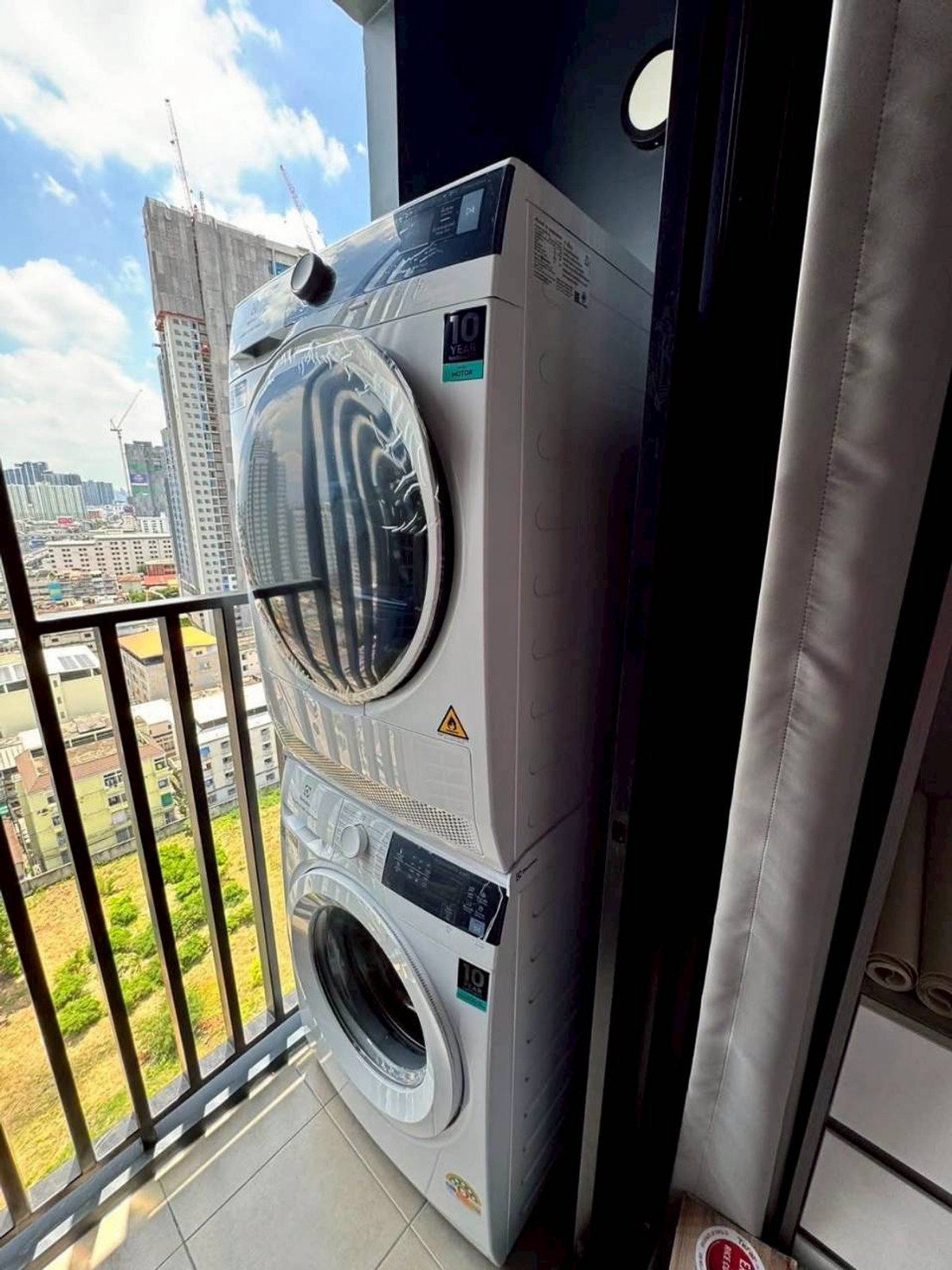 ให้เช่าคอนโดเสรีไทย-นิด้า : ✅ ARGP127 ✅ Line : @p2nproperty