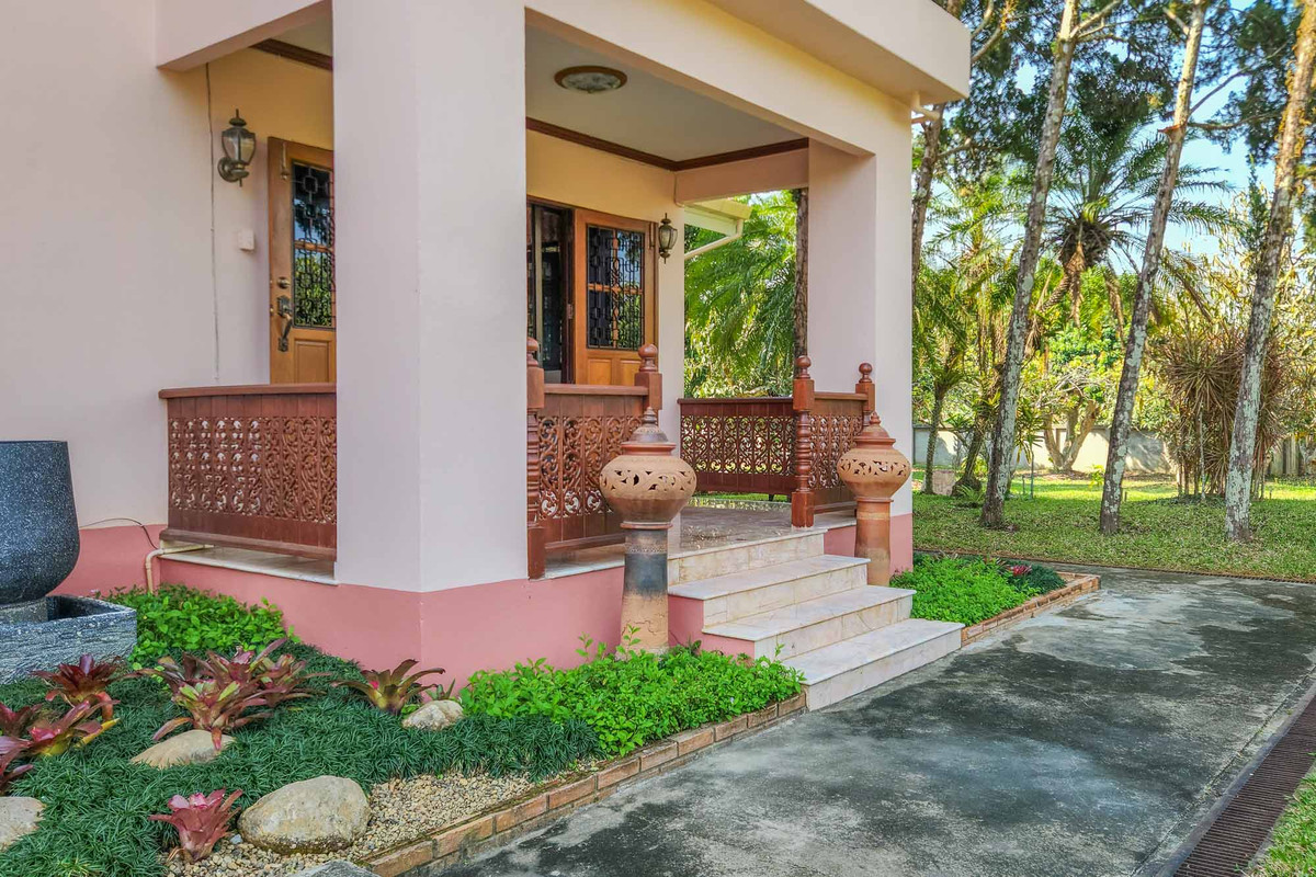 ขายบ้านเชียงใหม่ : บ้านพักส่วนตัววิวภูเขา พร้อมสวนลำไย 84 ต้น ใกล้สนามกอล์ฟ, เชียงใหม่