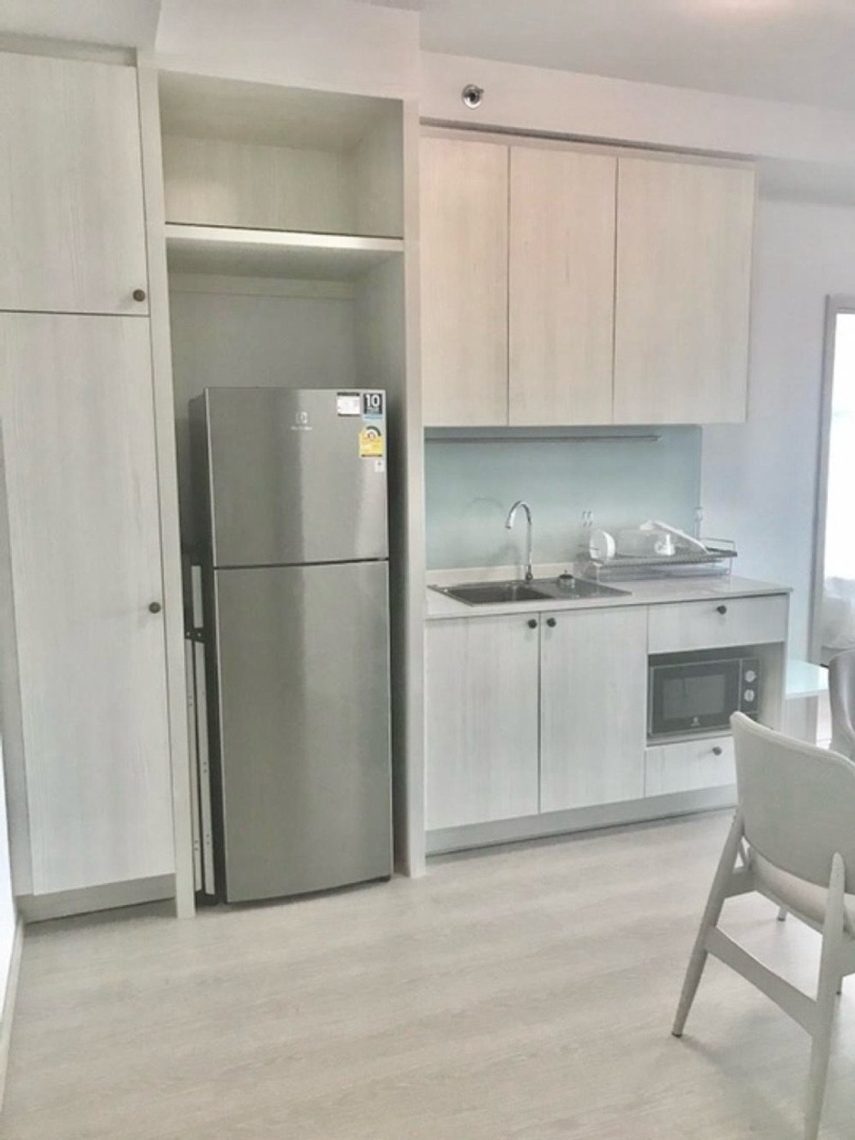 For RentCondoBang Sue, Wong Sawang, Tao Pun : 16,000 baht / month