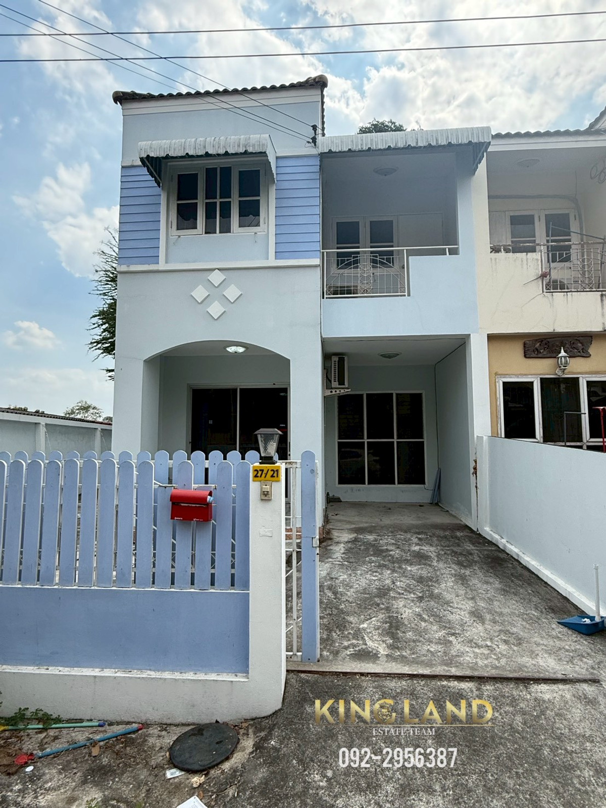 ให้เช่าทาวน์โฮมนวมินทร์ รามอินทรา : ให้เช่าทาวน์เฮ้าส์หลังมุม มี 3 ห้องนอน 2 ห้องน้ำ หมู่บ้านอรุณวรรณ 3 ถนนสุขาภิบาล 5 ซอย 90 แขวงออเงิน เขตสายไหม  🔥ค่าเช่า 12,000 บาท / เดือน #แอร์2ตัว