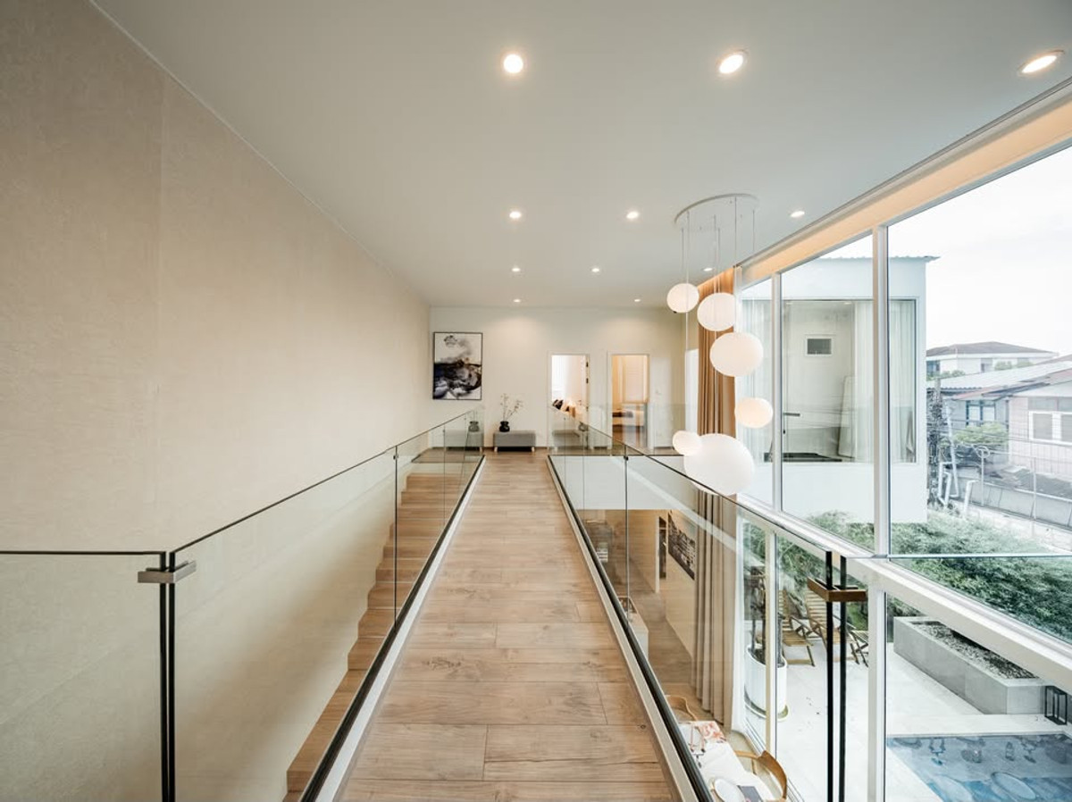 Chokchai 4, Ladprao 71, Ladprao 48, : Luxury pool villa for rent in Ladprao area, 300,000 THB/month, also available for sale at 30 million THB/month [MKh260203]