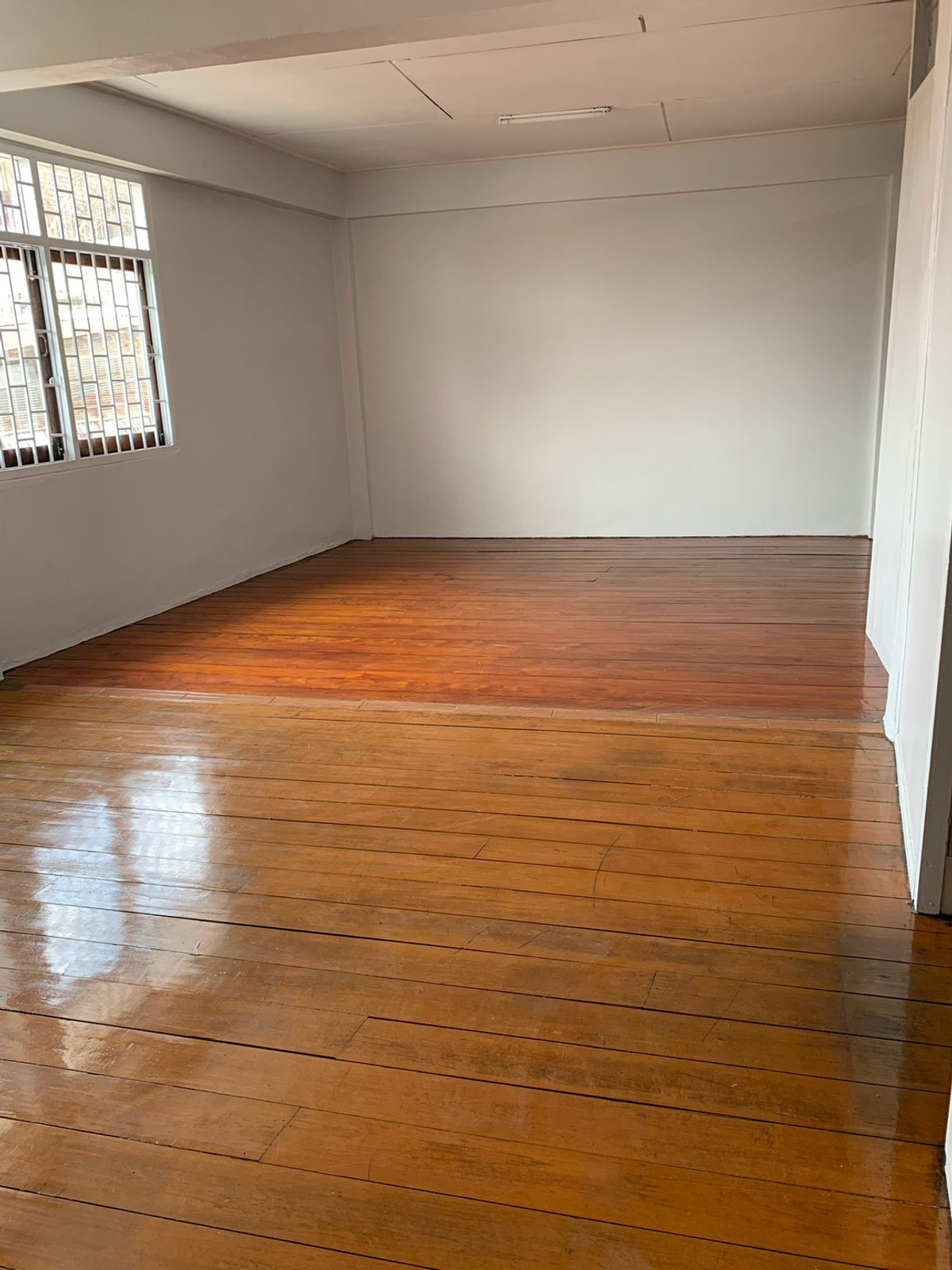 For RentShop HousePattaya, Bangsaen, Chonburi : 2 commercial buildings, Assumption Intersection, Si Racha Dist, Chonburi / 2 - Storey (FOR SALE) YEAN109