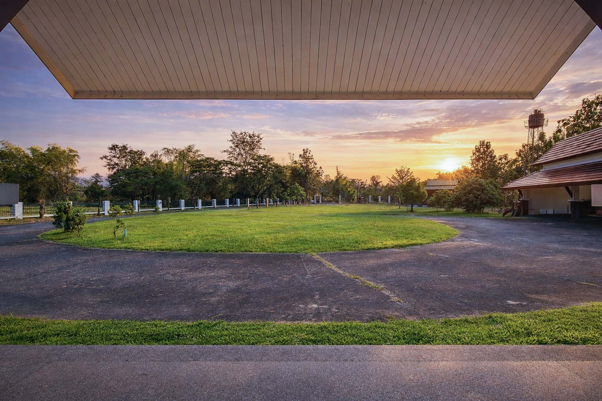 ขายบ้านเชียงใหม่ : บ้านสวนส่วนตัวหลังใหญ่ พร้อมสระว่ายน้ำ บรรยากาศเงียบสงบ