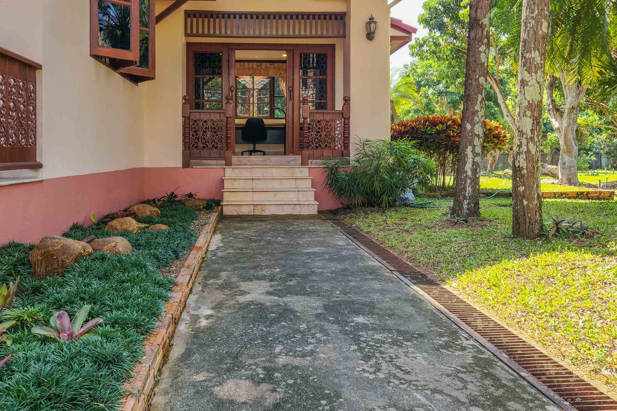 ขายบ้านเชียงใหม่ : บ้านพักส่วนตัววิวภูเขา พร้อมสวนลำไย 84 ต้น ใกล้สนามกอล์ฟ, เชียงใหม่