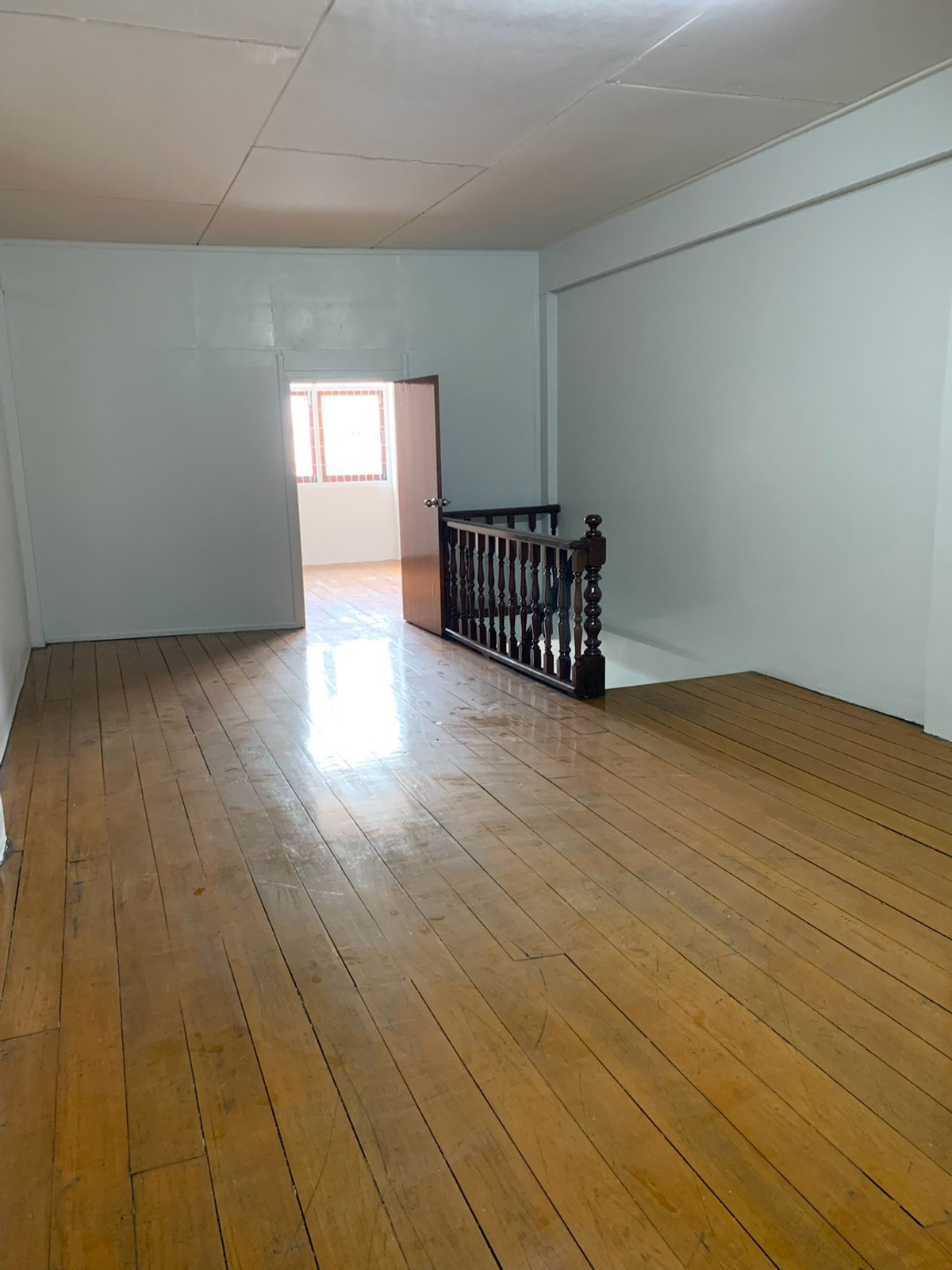 For RentShop HousePattaya, Bangsaen, Chonburi : 2 commercial buildings, Assumption Intersection, Si Racha Dist, Chonburi / 2 - Storey (FOR SALE) YEAN109