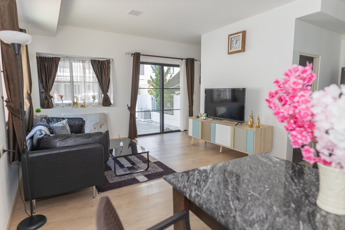 TownhomeBangna, Bearing, Lasalle : For Rent: Indy 5 Bangna Km.7, Price: 59,000 THB (Also available for Sale at 6.79 Million THB) [MKh260204]