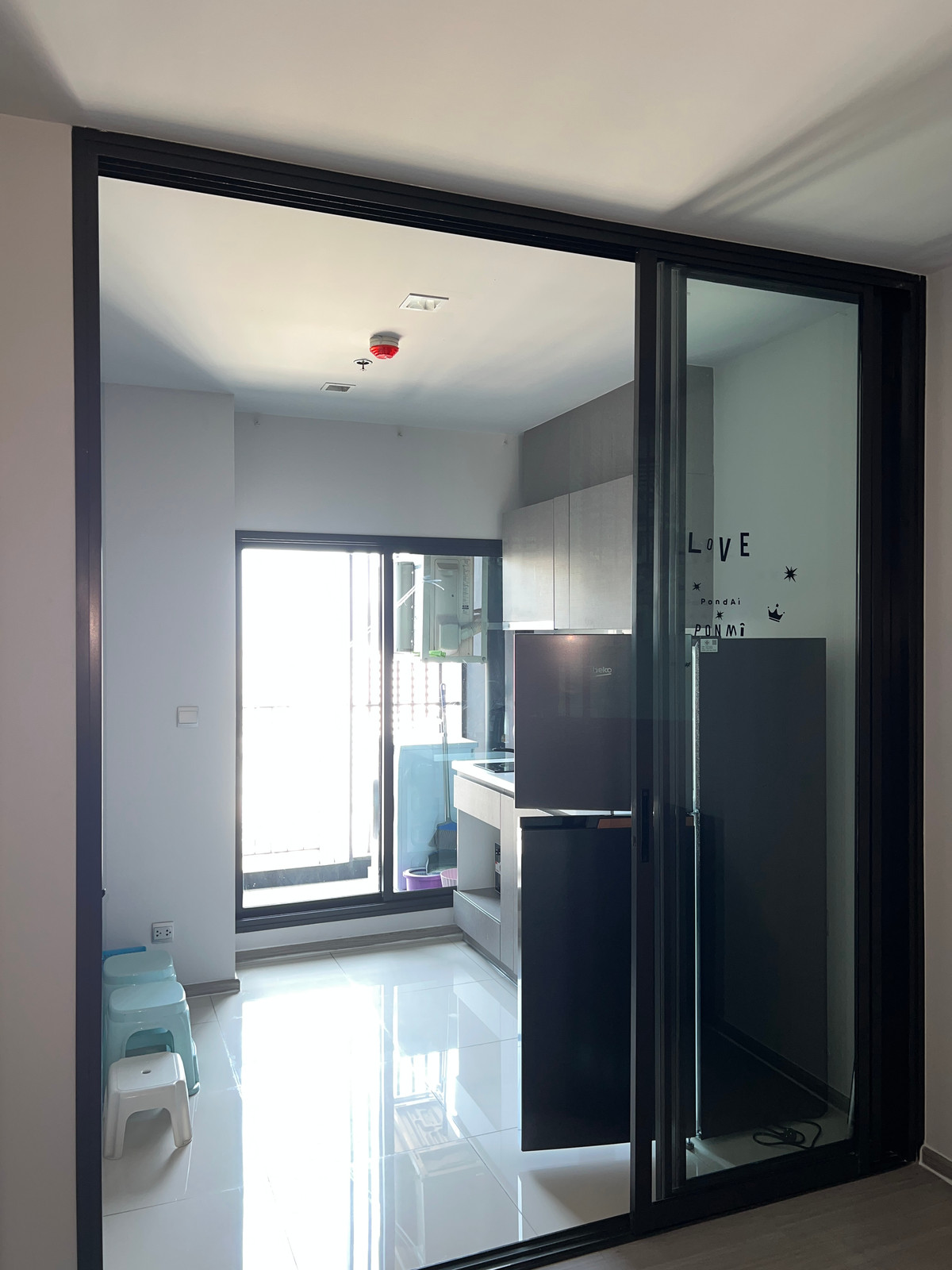 For RentCondoRama9, Petchburi, RCA : High-Floor 1BR at Life Asoke-Rama 9 | 32sqm | Floor 39 | Stunning Views | 21,500 THB