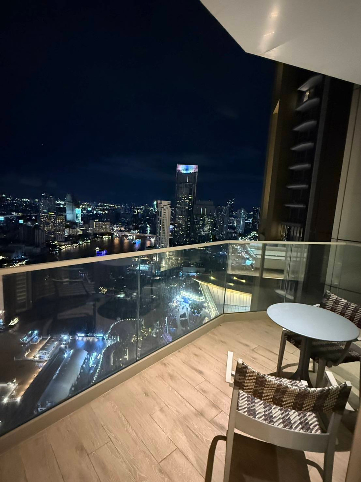 For RentCondoWongwianyai, Charoennakor : ✨ Experience the ultimate in aesthetics of world-class living. Along the Chao Phraya River✨ | For rent The Residences at Mandarin Oriental, Bangkok (29th floor)