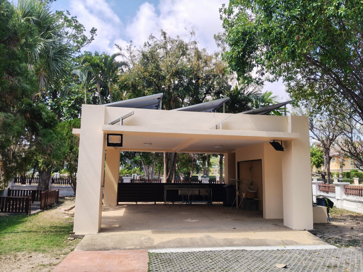 ขายบ้านระยอง : ⛳️ ขายบ้านหรูสไตล์รีสอร์ท ติดสนามกอล์ฟ Eastern Star ระยอง บนที่ดินผืนใหญ่ 880 ตร.ว. ชีวิตพักผ่อนระดับ Exclusive ที่คุณครอบครองได้