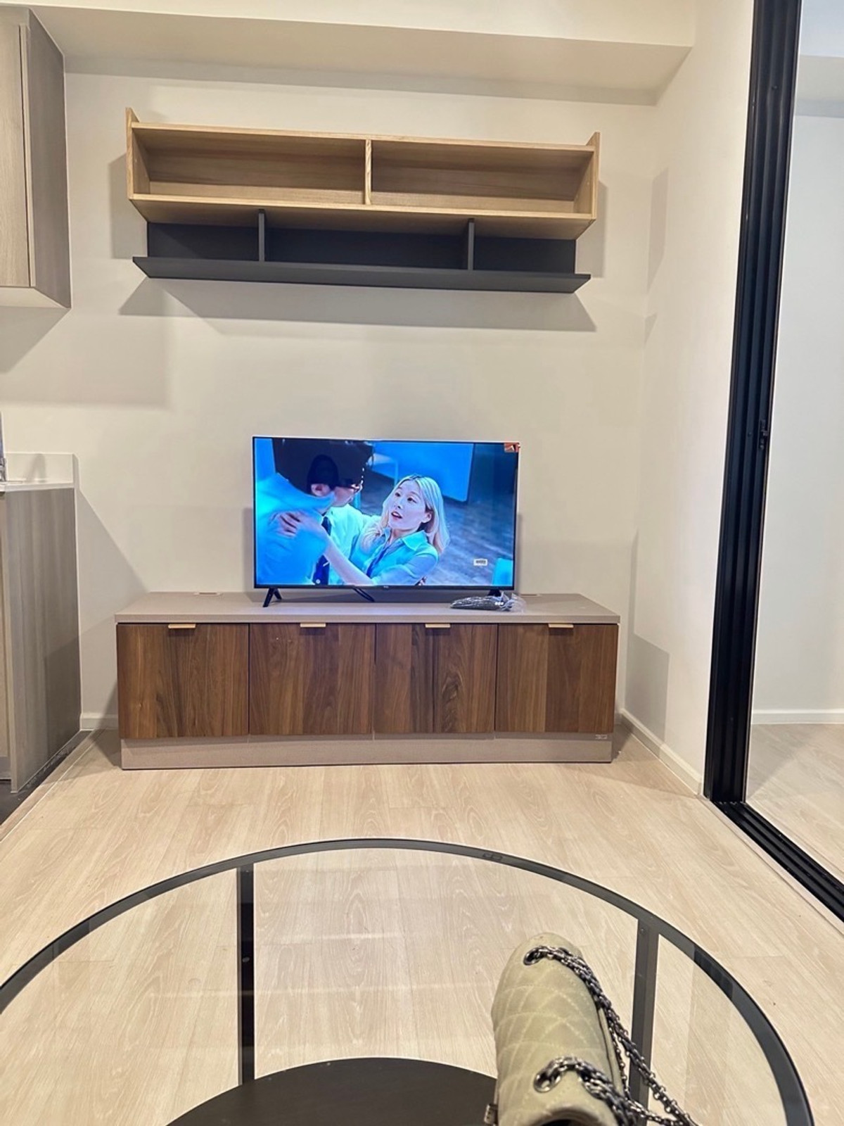 ให้เช่าคอนโดบางนา แบริ่ง ลาซาล : A Space Mega 1 For RENT ห้องตกแต่งสวย เฟอร์นิเจอร์บิ้วอิน พร้อมอยู่ วิวทิศ