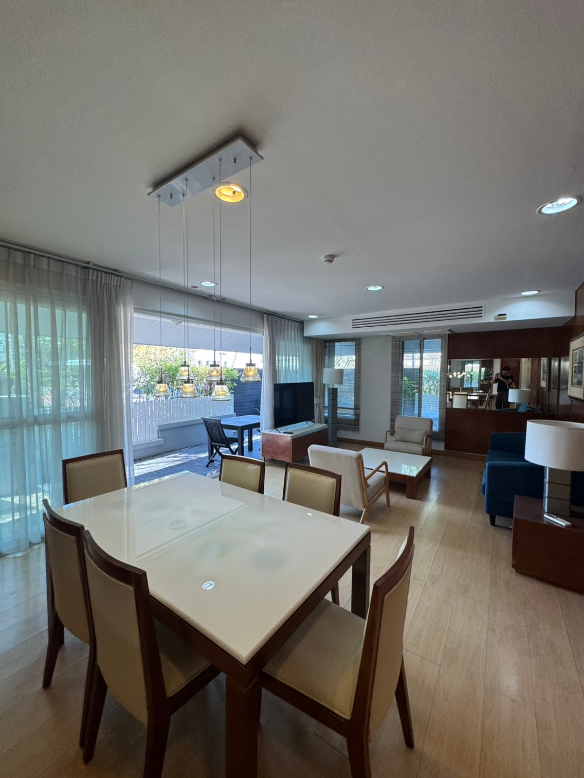 For SaleCondoSathorn, Narathiwat : The Bangkok Condo (Narathiwas) / Low Rise, large room on Chan Road, best price in the market / 3 bedrooms, 180 sq m. Call 0937890899