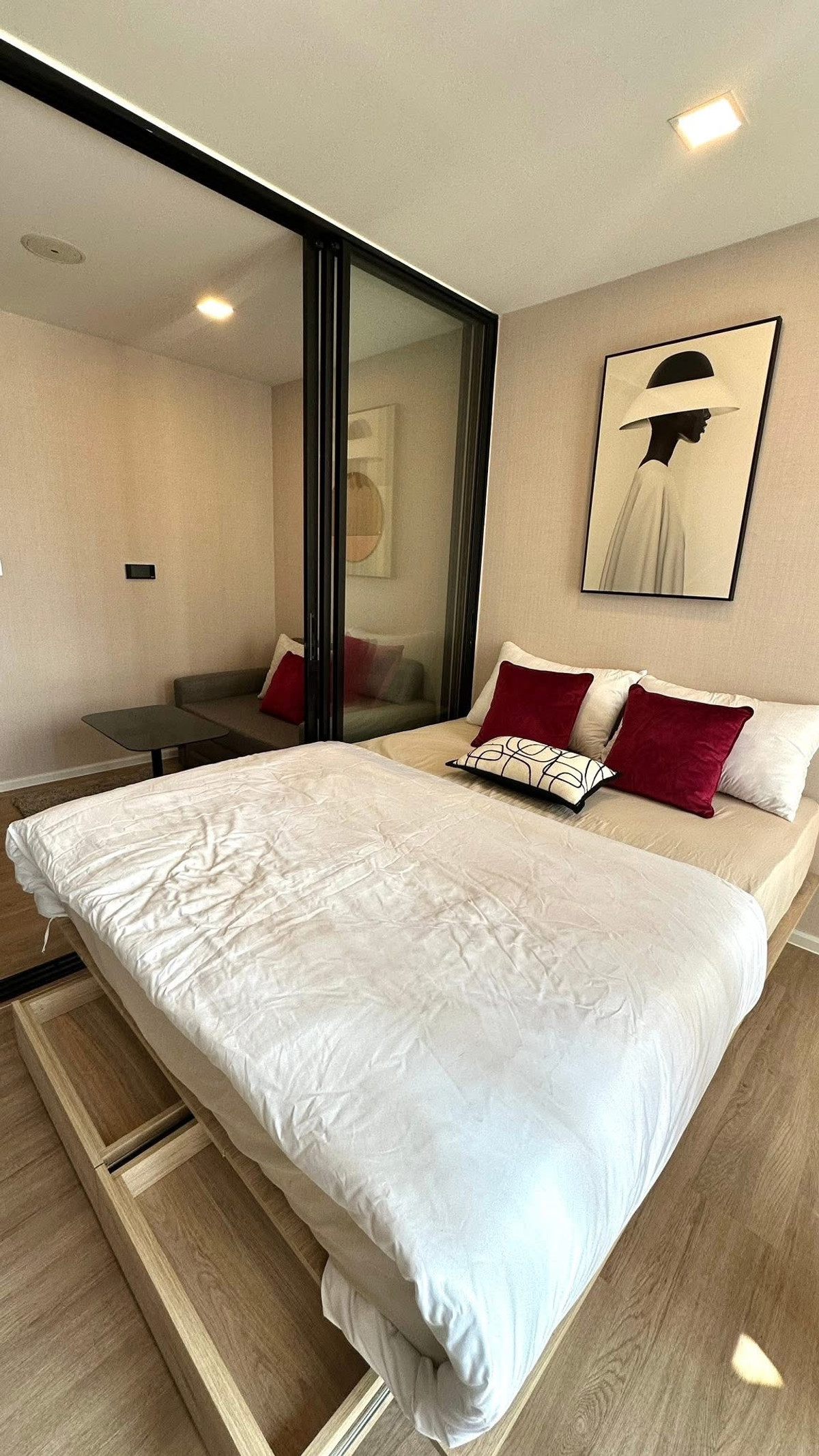 For RentCondoRatchadapisek, Huaikwang, Suttisan : For Rent ✨ Atmoz Ratchada - Huaikwang ✨ Fully furnished with appliances, near MRT Huaikwang.