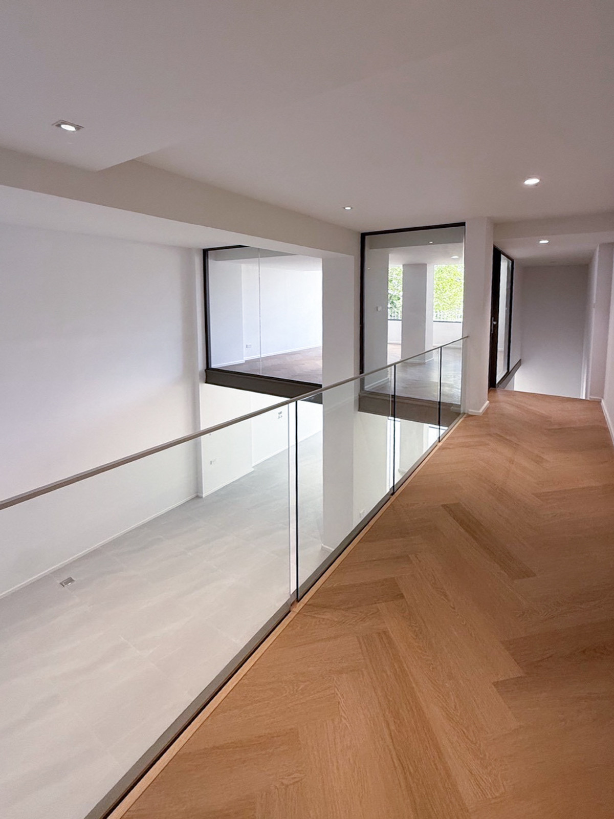 For SaleTownhomeSukhumvit, Asoke, Thonglor : ✨ Townhome / Home Office Luxury | Pridi 14 (Sukhumvit 71) ✨ Premium space Near Ekkamai-Thonglor Just a few minutes Suitable for both living and making a home office in the heart of the city.