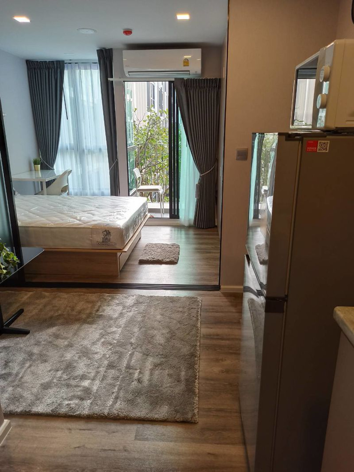 ขายคอนโดรัชดา ห้วยขวาง : ขายพร้อมผู้เช่า/SALE WITH TENANT: Atmoz Huai Khwang-Ratchada (แอทโมช ห้วยขวาง-รัชดา)  - 1 ห้องนอน LC107