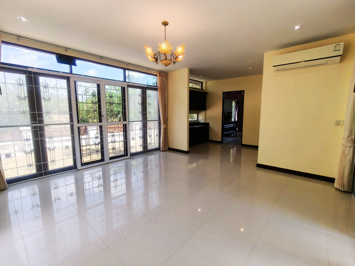 ขายบ้านระยอง : ⛳️ ขายบ้านหรูสไตล์รีสอร์ท ติดสนามกอล์ฟ Eastern Star ระยอง บนที่ดินผืนใหญ่ 880 ตร.ว. ชีวิตพักผ่อนระดับ Exclusive ที่คุณครอบครองได้