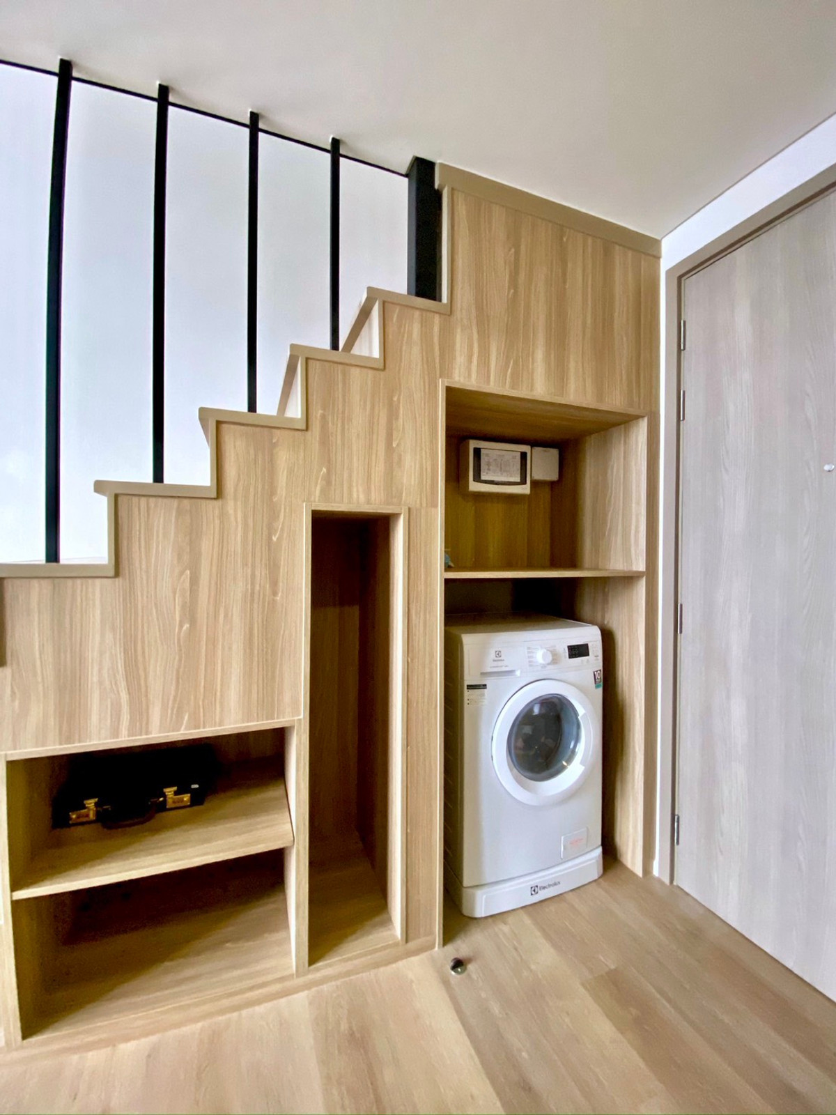 ให้เช่าคอนโดอ่อนนุช อุดมสุข : 🌆 ให้เช่าห้อง Duplex วิวเมืองกว้าง Siamese 87 | เฟอร์ครบ พร้อมอยู่