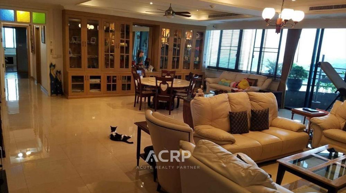 ขายคอนโดพระราม 3 สาธุประดิษฐ์ : ขายคอนโด รอยัล ริเวอร์ เพลซ วิวแม่น้ำเต็มๆ บรรยากาศเงียบสงบเป็นส่วนตัว