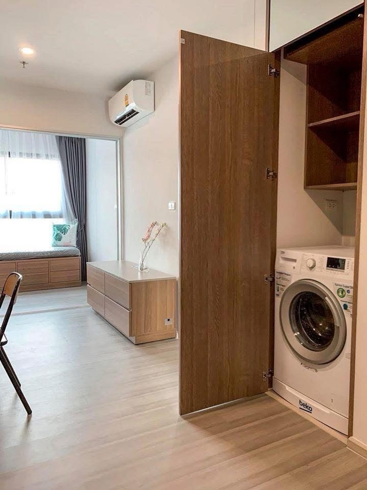 ให้เช่าคอนโดปิ่นเกล้า จรัญสนิทวงศ์ : @condocurator 📍ให้เช่า The Parkland Charan - Pinklao มีเครื่องซักผ้า พร้อมเข้าอยู่ [PM0272] 