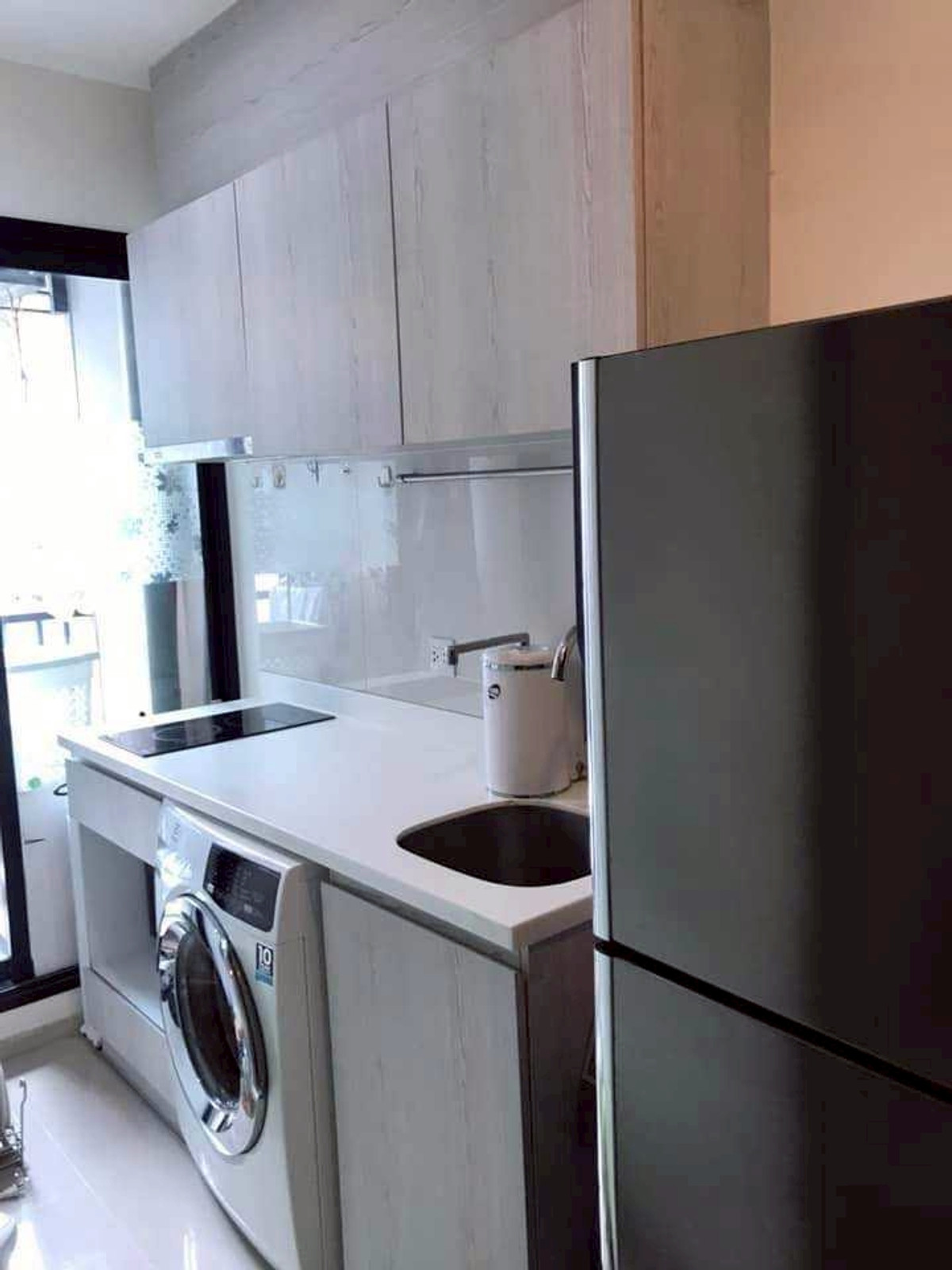 For RentCondoRama9, Petchburi, RCA : Life Asoke 1Bedroom Near:MRT Phetchaburi & ARL Makkasan(Condo For Rent)