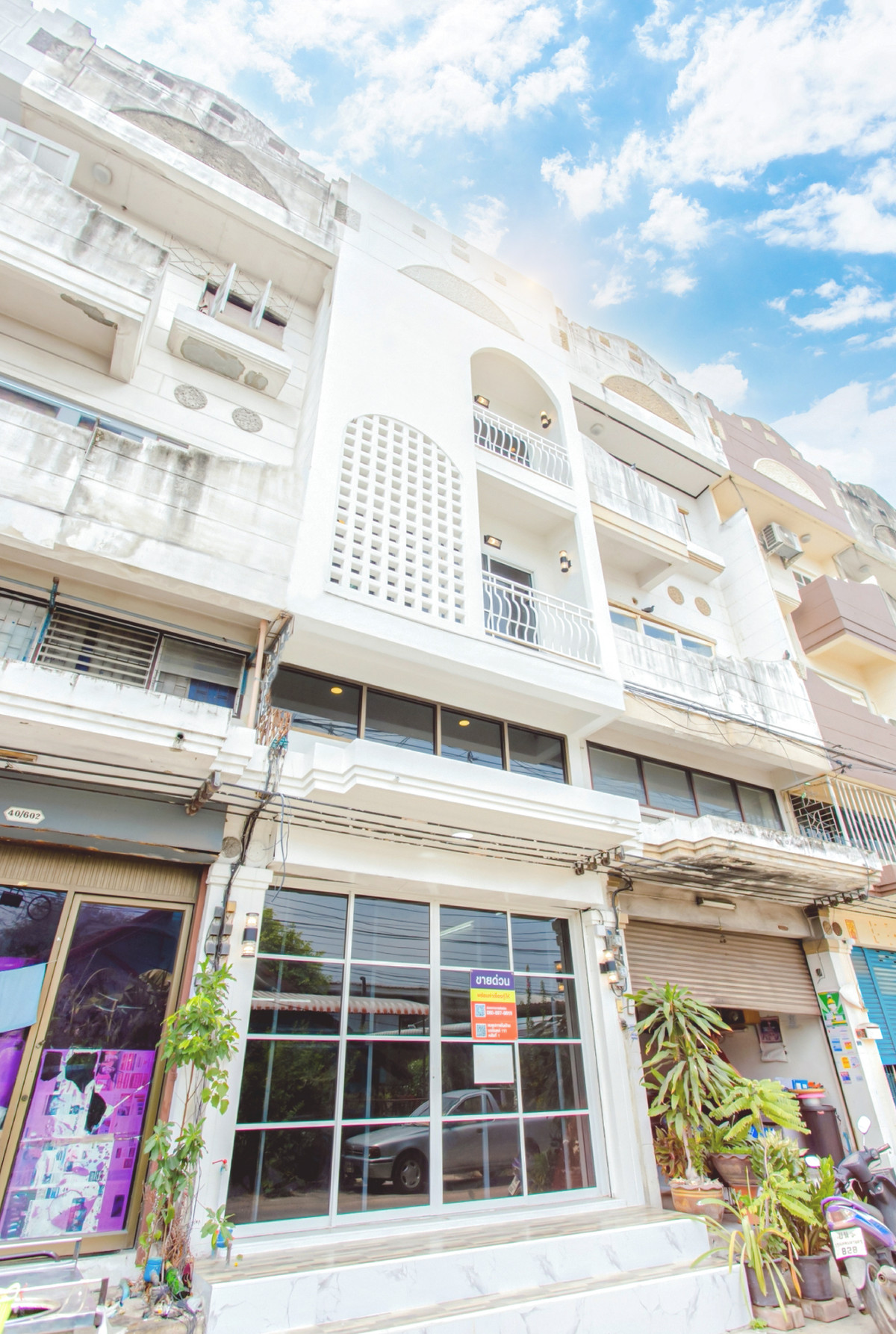 ขายอาคารพาณิชย์นวมินทร์ รามอินทรา : 🏡ขายด่วน อาคารพาณิชย์ 3.5 ชั้น🏡  🩷 เย็นตาโฟ 1🩷  นวมินทร์ 111 แยก 1 