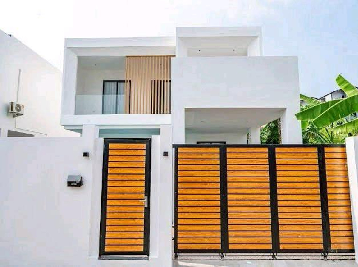 For SaleHousePattaya, Bangsaen, Chonburi : Single house for sale in Central Pattaya, 6 bedrooms, 6 bathrooms.