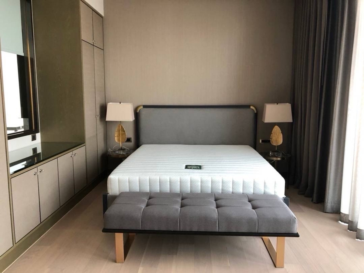 ขายคอนโดวงเวียนใหญ่ เจริญนคร : The Residence at Mandarin Oriental 3b3b 150mb