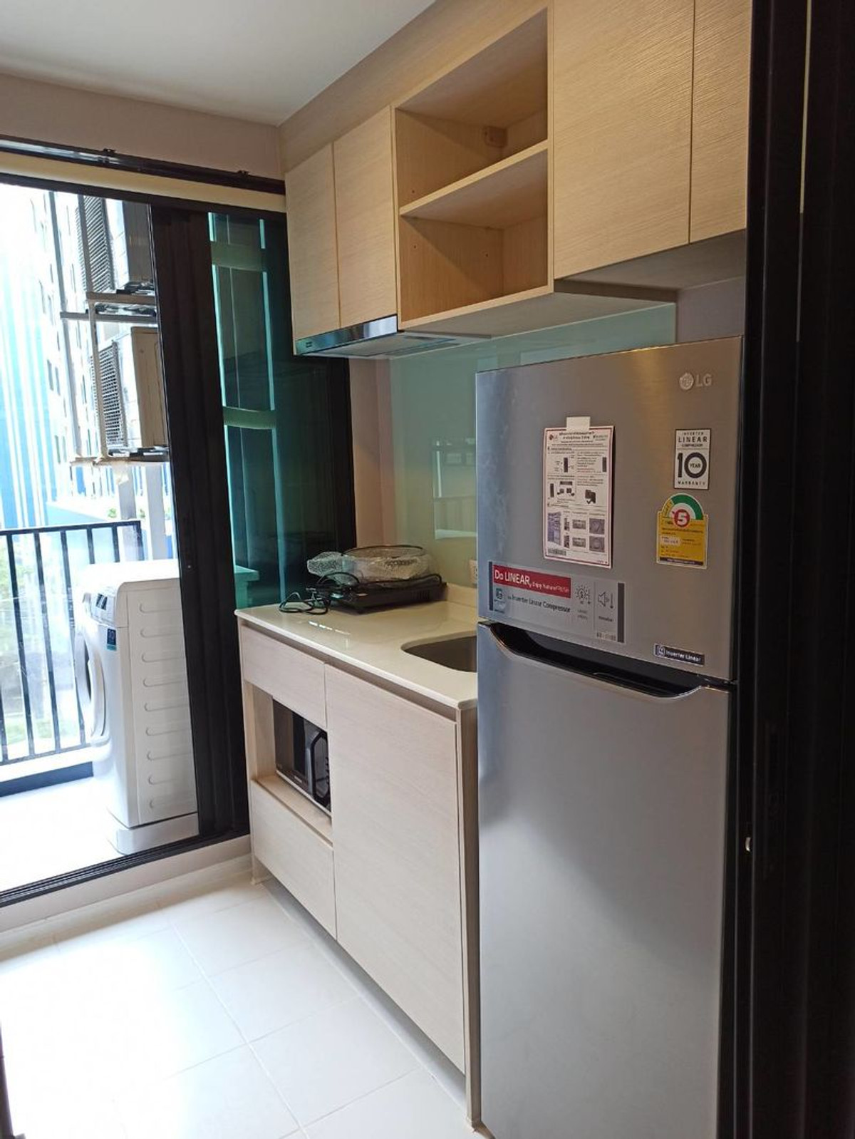 ขายคอนโดโชคชัย4 ลาดพร้าว71 : ขายพร้อมผู้เช่า/SALE WITH TENANT : Hallmark Ladprao-Chokchai 4 Phase 1 (ฮอลล์มาร์ค ลาดพร้าว-โชคชัย 4 เฟส 1)  - 1 ห้องนอน LC106