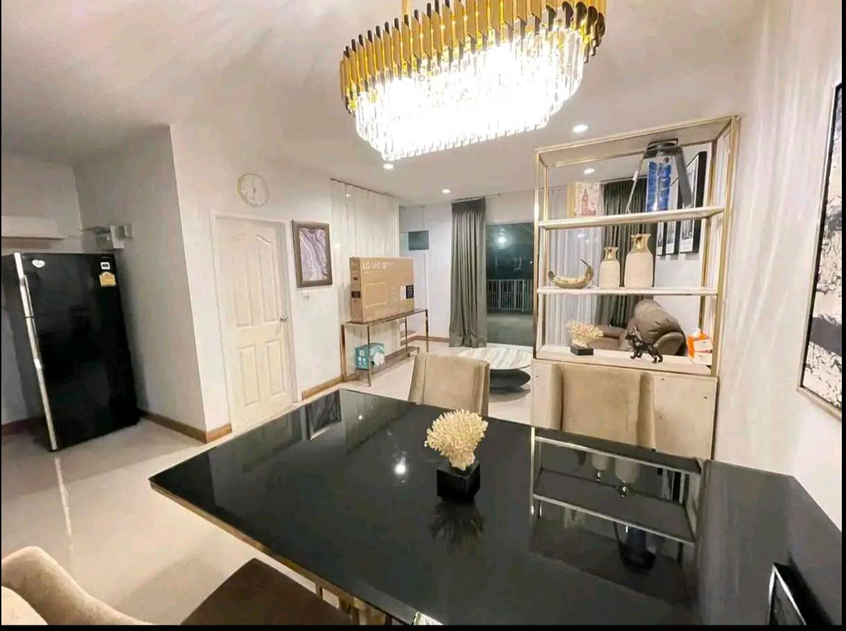 ทาวน์โฮมปทุมธานี รังสิต ธรรมศาสตร์ : ให้เช่า / ขาย ทาวน์โฮมใหญ่ เดอะทรัสต์ รังสิต คลอง 1
บ้านสวยสภาพใหม่ พื้นที่ใช้สอยกว้าง ฟังก์ชันครบพร้อมอยู่ 20-2-2569