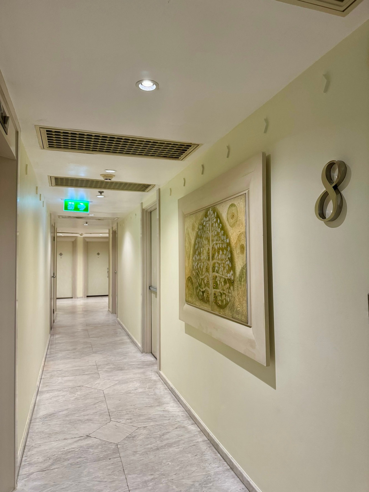 For SaleCondoWitthayu, Chidlom, Langsuan, Ploenchit : Langsuan Ville: 1+1 bed 1bath 97.05sqm. 17,000,000 transfer fee 50/50 Am: 0656199198