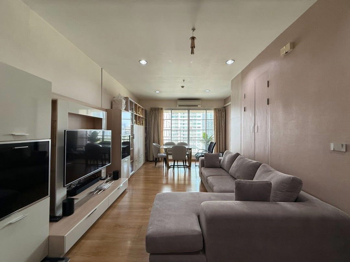 ขายคอนโดราชเทวี พญาไท : Baan Klang Krung Siam - Pathumwan / 2 Bedrooms (SALE WITH TENENT), บ้านกลางกรุง สยาม - ปทุมวัน / 2 ห้องนอน (ขายพร้อมผู้เช่า) BL032