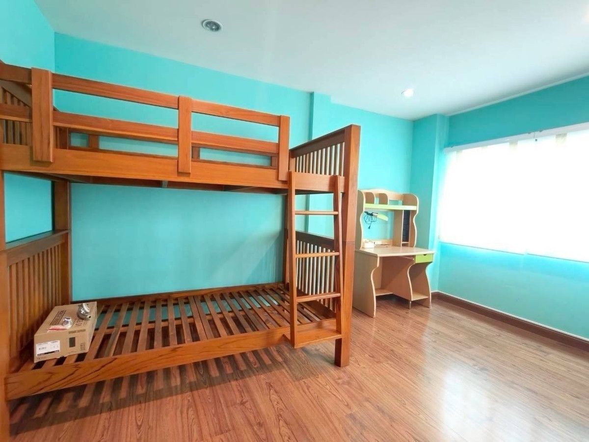 For RentTownhomeRama 2, Bang Khun Thian : 🏡 For Rent: 2-Storey Townhome Next to Rung Arun School – Only 1 Minute Walk!