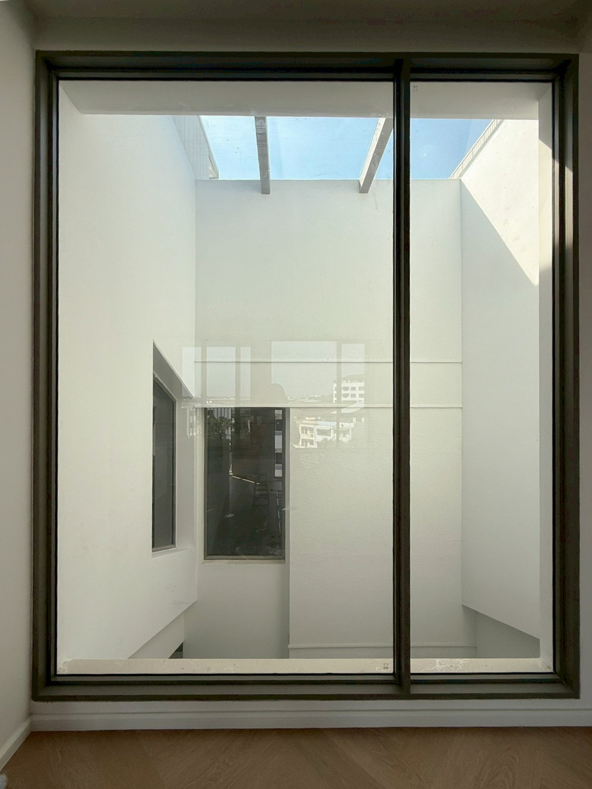 For SaleTownhomeSukhumvit, Asoke, Thonglor : ✨ Townhome / Home Office Luxury | Pridi 14 (Sukhumvit 71) ✨ Premium space Near Ekkamai-Thonglor Just a few minutes Suitable for both living and making a home office in the heart of the city.