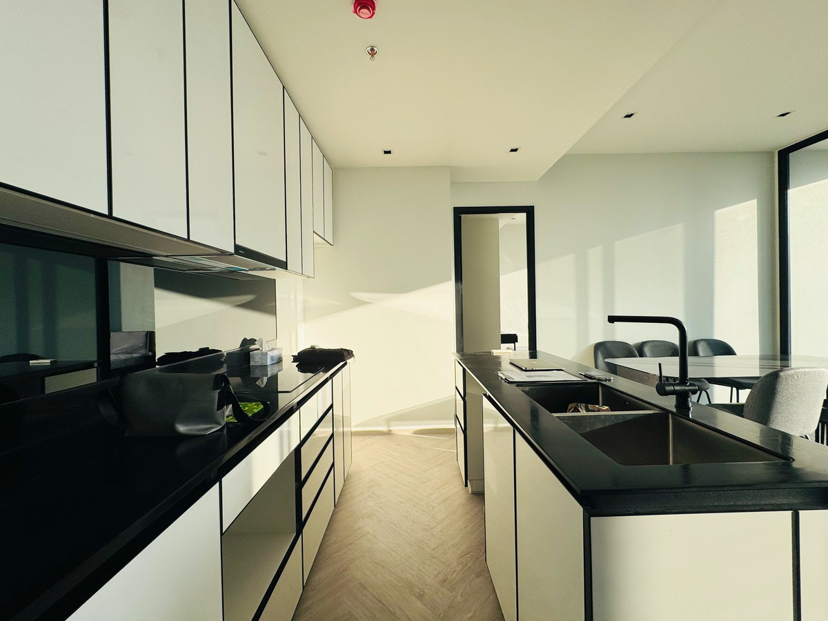 For SaleCondoWongwianyai, Charoennakor : Chapter Charoen Nakhon - Riverside Wake up early and see the curve of the Chao Phraya River. Tea and coffee are more delicious without explanation.