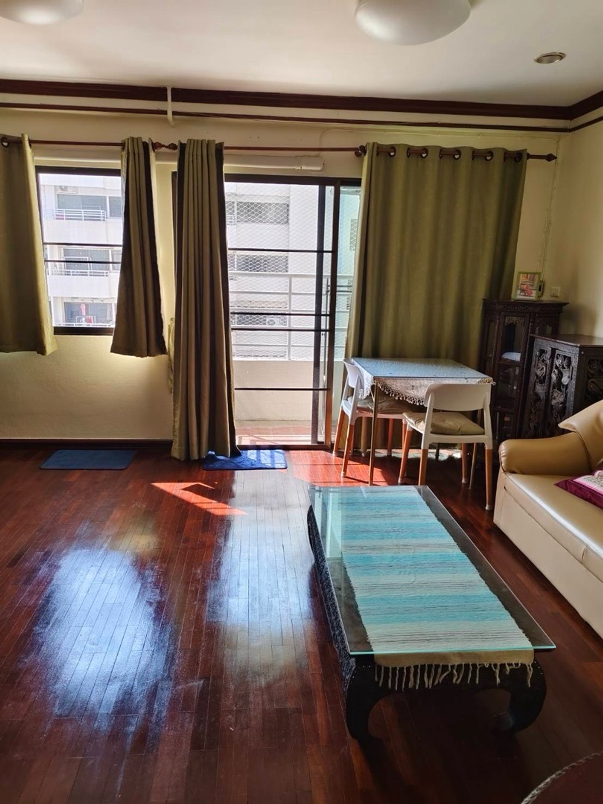 ให้เช่าคอนโดสุขุมวิท อโศก ทองหล่อ : Saranjai Mansion  Sukhumvit 6 BTS nana