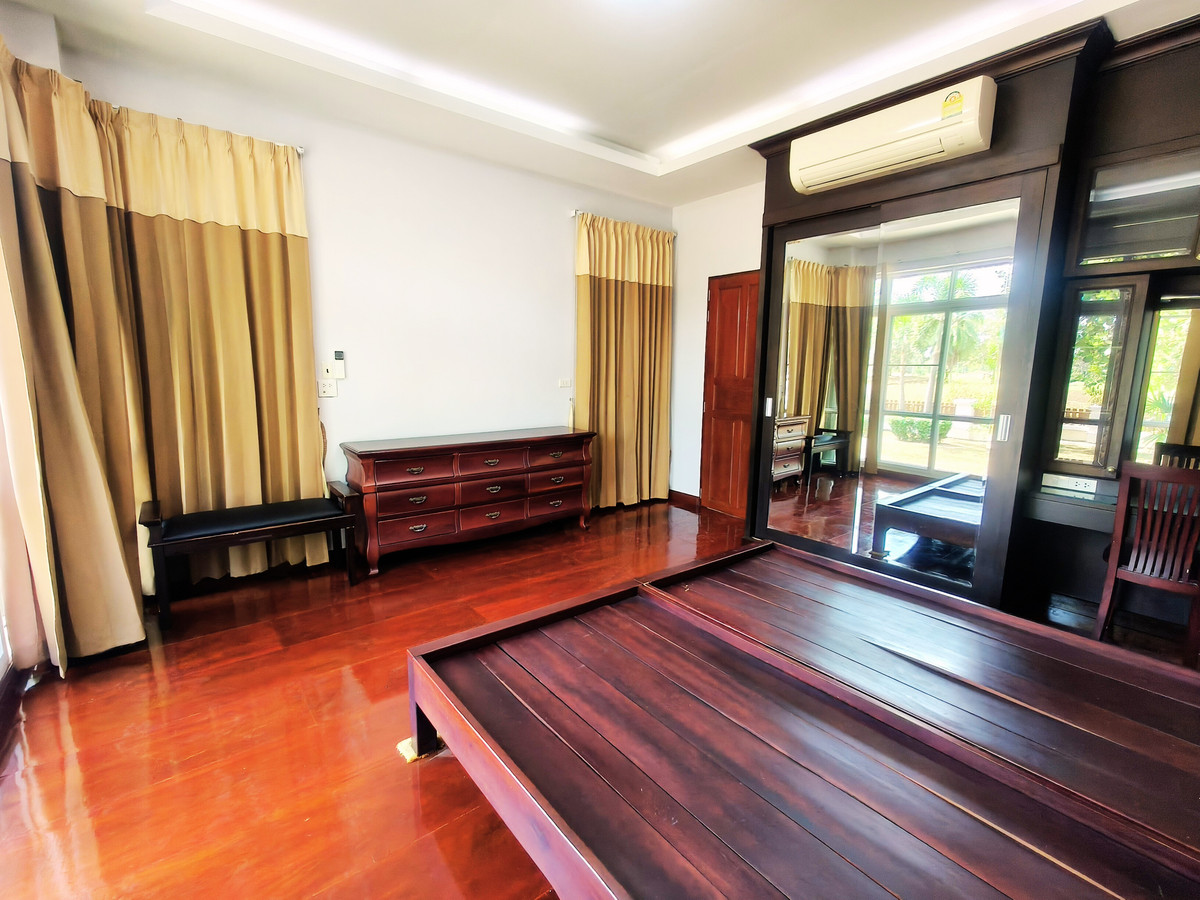 ขายบ้านระยอง : ⛳️ ขายบ้านหรูสไตล์รีสอร์ท ติดสนามกอล์ฟ Eastern Star ระยอง บนที่ดินผืนใหญ่ 880 ตร.ว. ชีวิตพักผ่อนระดับ Exclusive ที่คุณครอบครองได้