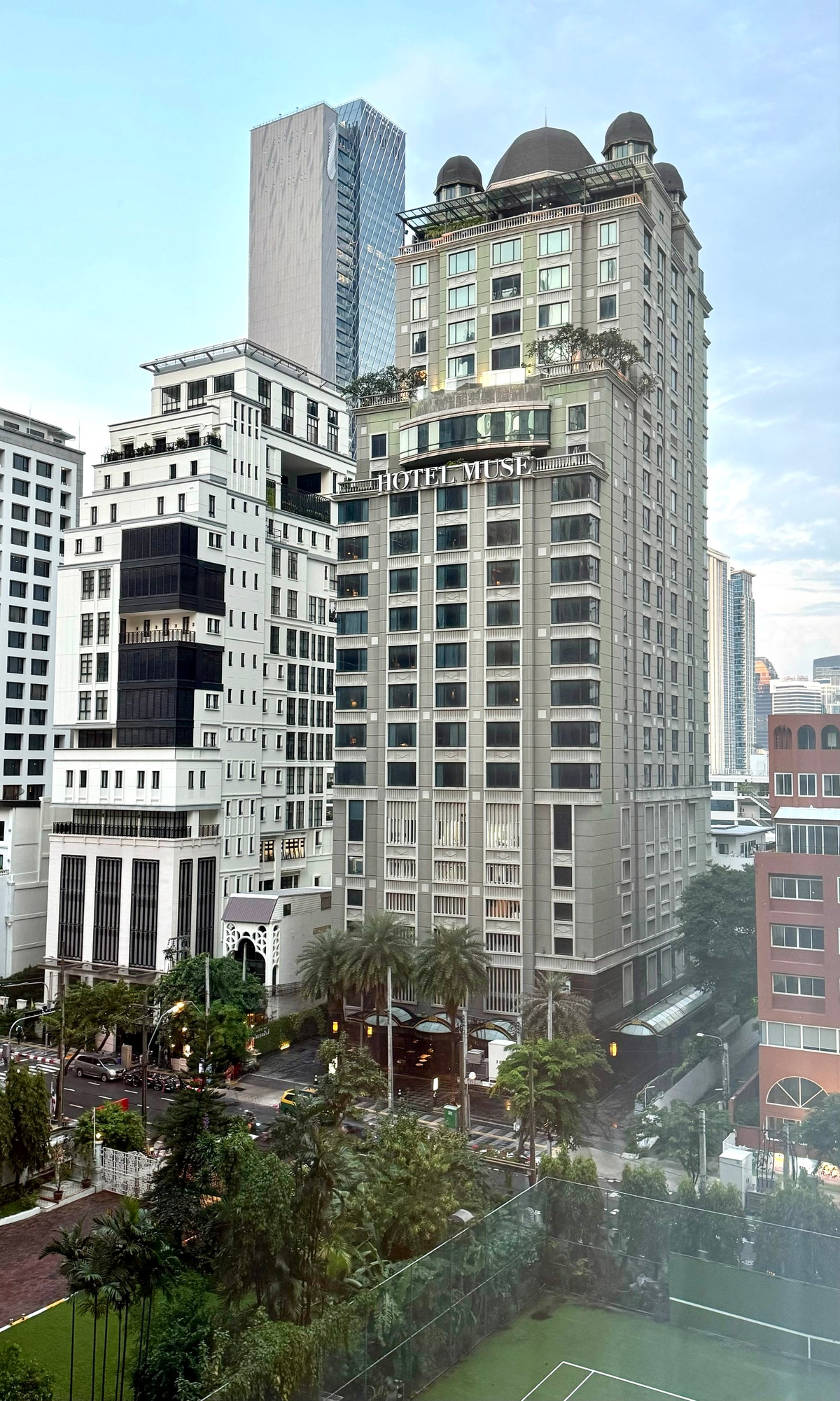 For SaleCondoWitthayu, Chidlom, Langsuan, Ploenchit : Langsuan Ville: 1+1 bed 1bath 97.05sqm. 17,000,000 transfer fee 50/50 Am: 0656199198