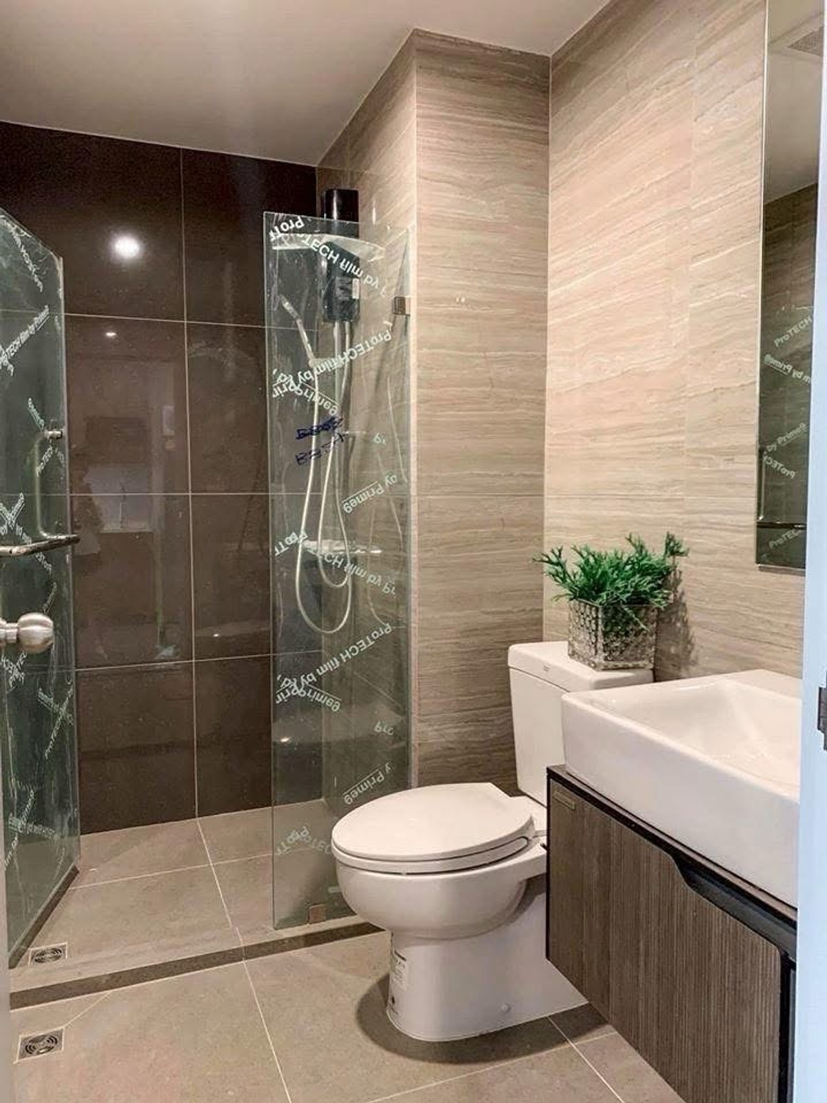 ให้เช่าคอนโดปิ่นเกล้า จรัญสนิทวงศ์ : @condocurator 📍ให้เช่า The Parkland Charan - Pinklao มีเครื่องซักผ้า พร้อมเข้าอยู่ [PM0272] 