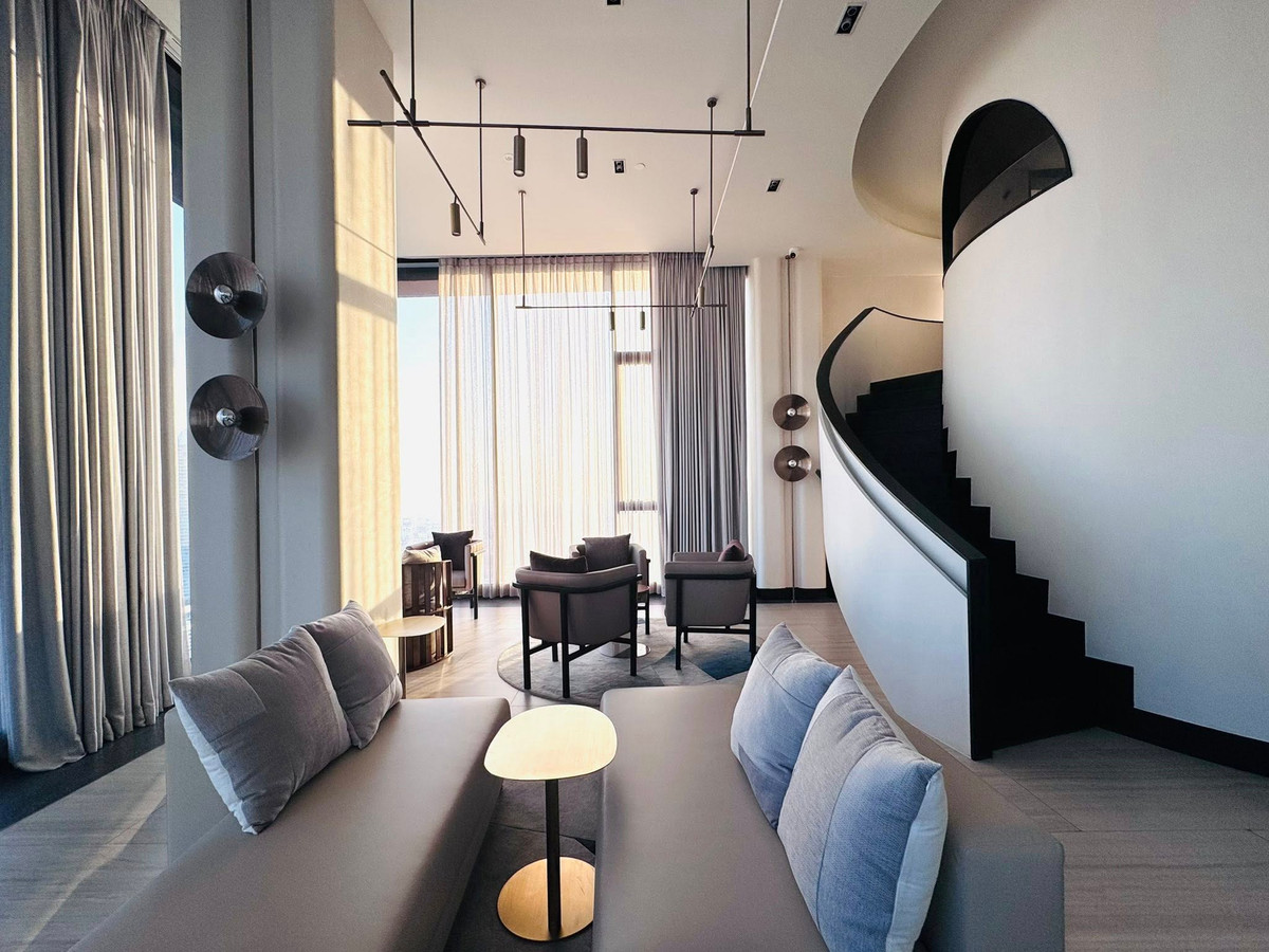 For SaleCondoWongwianyai, Charoennakor : Chapter Charoen Nakhon - Riverside Wake up early and see the curve of the Chao Phraya River. Tea and coffee are more delicious without explanation.